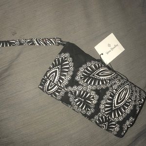Vera Bradley wristlet! For iPhone 6 or 7!